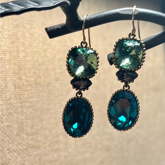 Silpada K&R Collection “Emerald Envy” Earrings - Picture 2 of 8